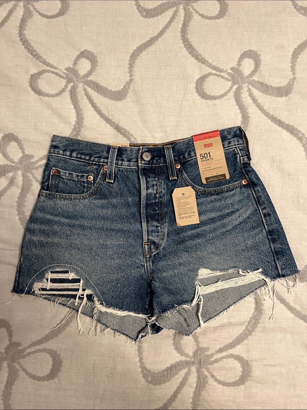 NWT Levi’s 501 Denim Shorts